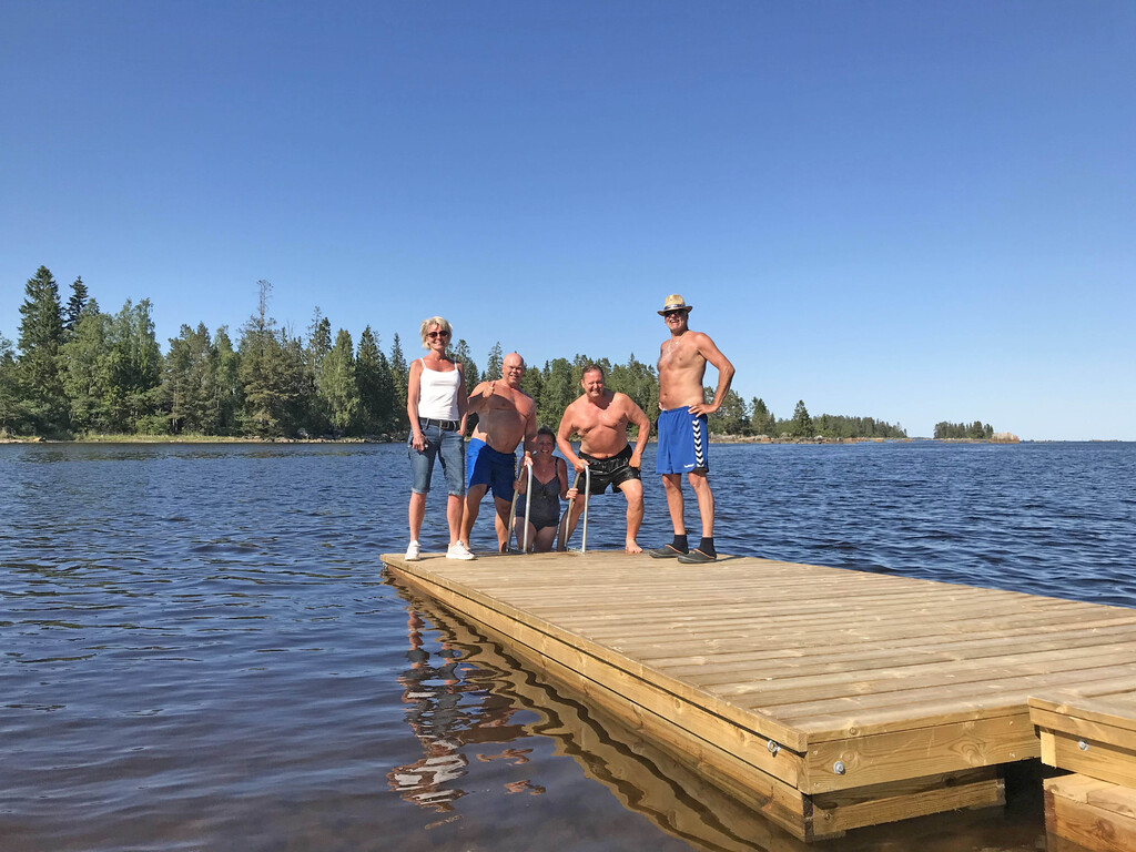 Premiär för badbryggan på Axmar Brygga